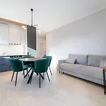 Bella Vista - 3pok, 4 Lozkz, Centrum, Parking, Winda, Widok Na Rzeke, Netflix Apartman