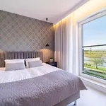 Апартаменты Bella Vista - 3pok, 4 Lozka, Centrum, Parking, Winda, Widok Na Rzeke, Netflix Илава