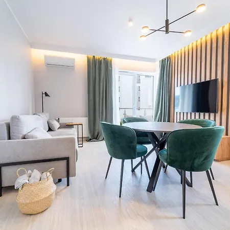 Bella Vista - 3pok, 4 Lozkz, Centrum, Parking, Winda, Widok Na Rzeke, Netflix Iława