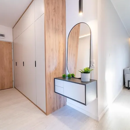 Bella Vista - 3pok, 4 Lozkz, Centrum, Parking, Winda, Widok Na Rzeke, Netflix Appartement *