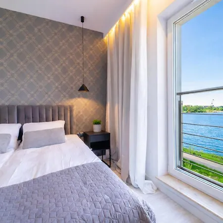 Bella Vista - 3pok, 4 Lozka, Centrum, Parking, Winda, Widok Na Rzeke, Netflix Iława